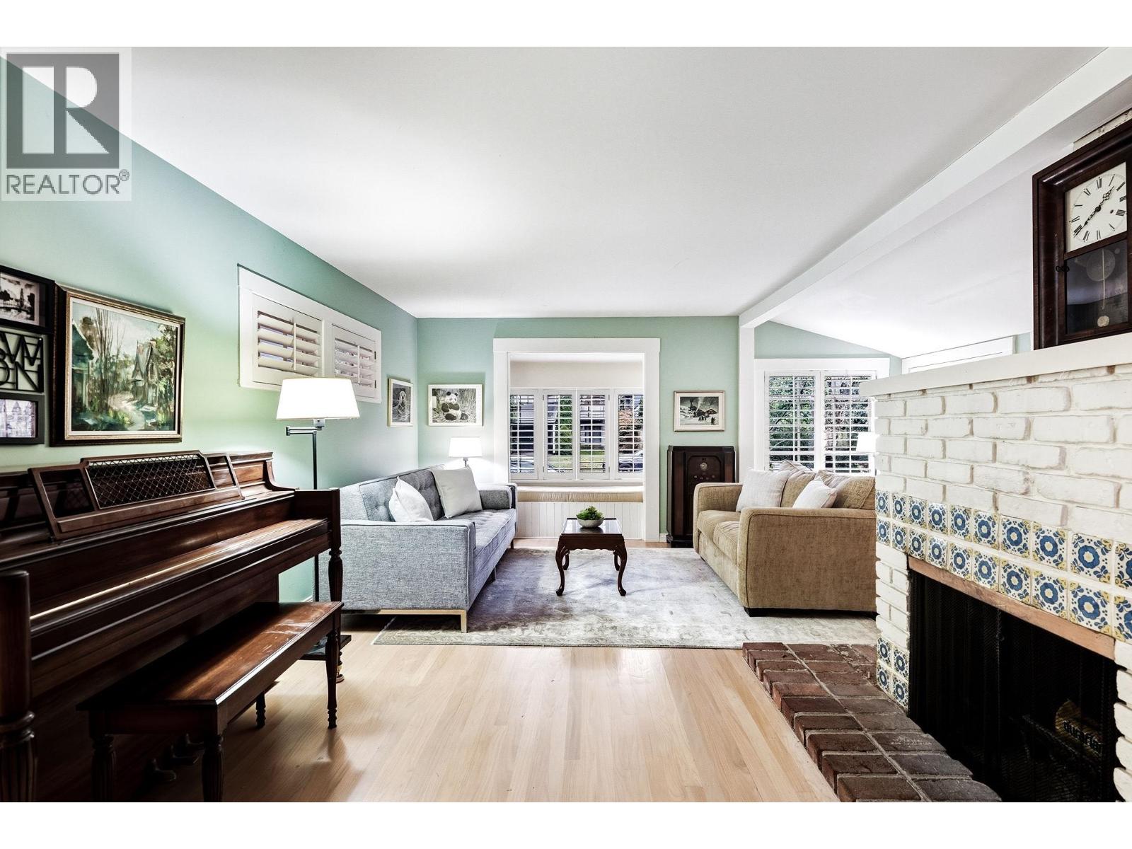 2103 W KEITH ROAD, North Vancouver