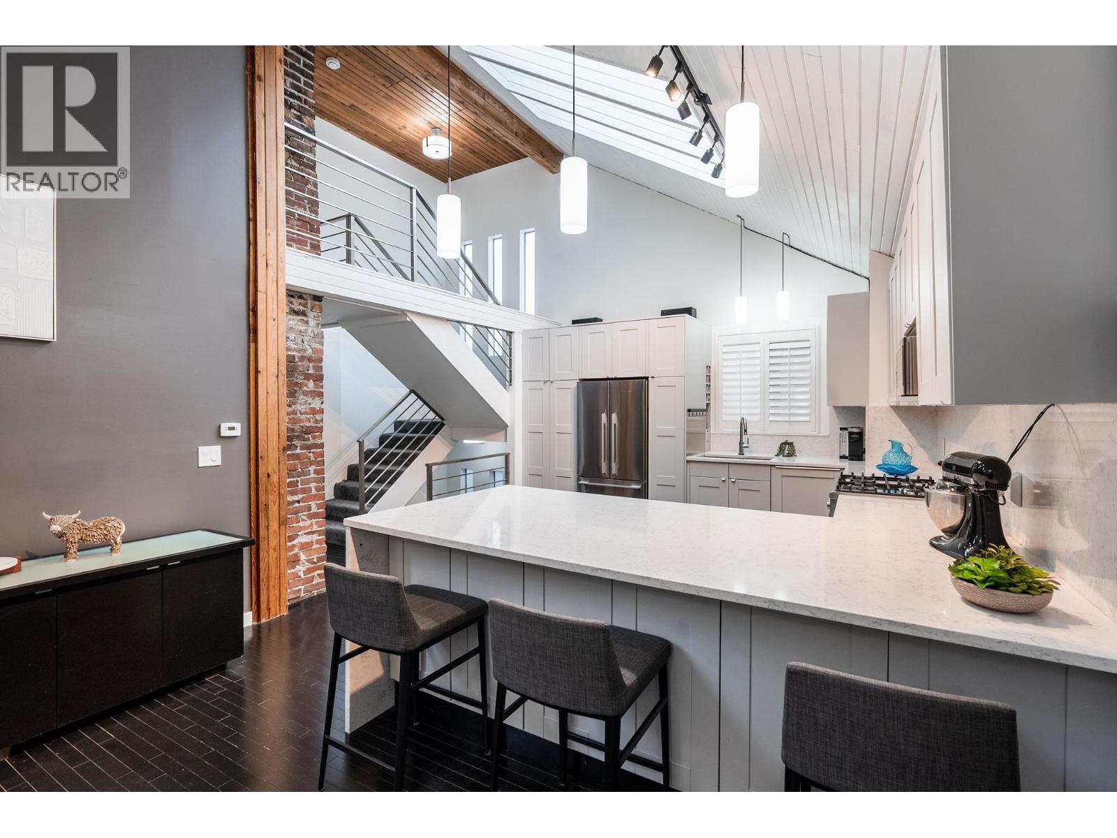 2103 W KEITH ROAD, North Vancouver