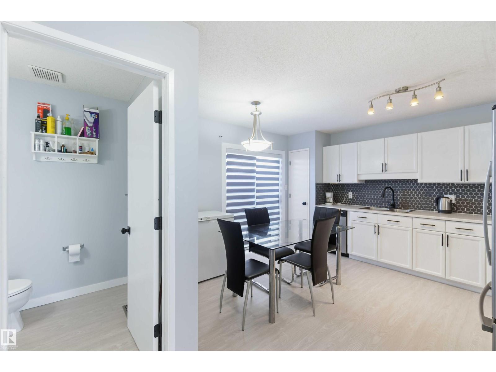 #8 15128 22 ST NW, Edmonton