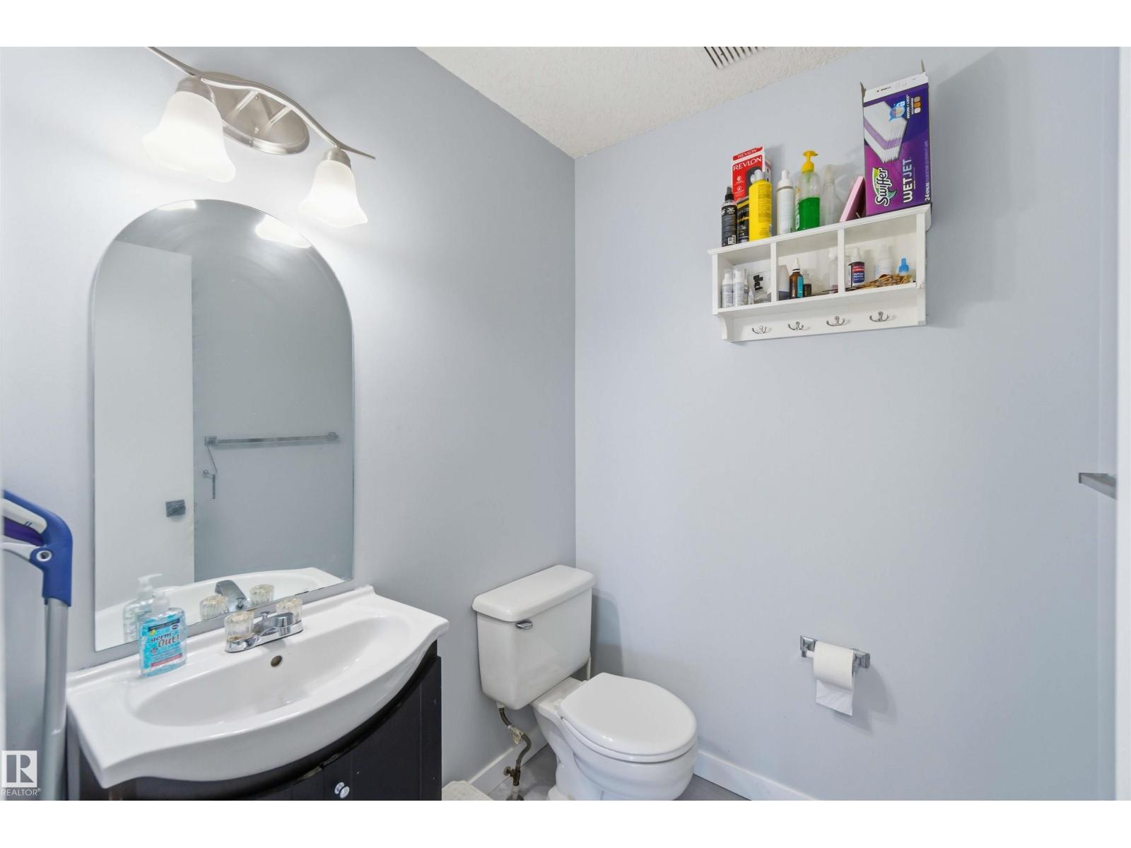 #8 15128 22 ST NW, Edmonton