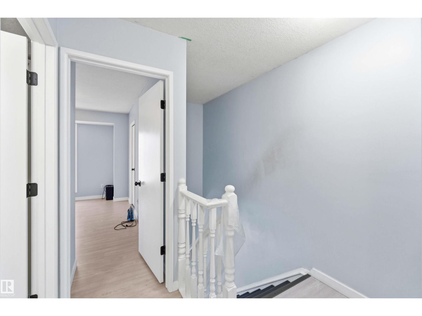 #8 15128 22 ST NW - 18