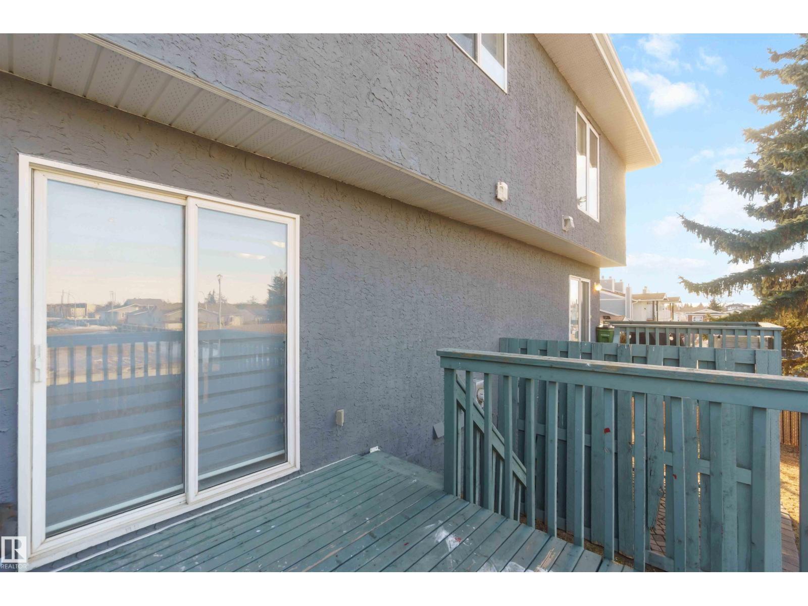 #8 15128 22 ST NW, Edmonton