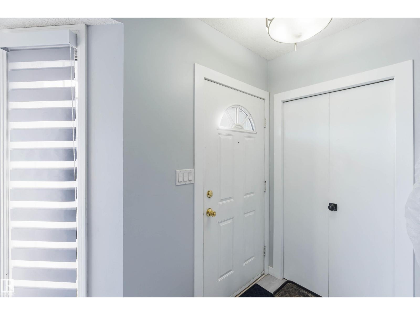 #8 15128 22 ST NW, Edmonton