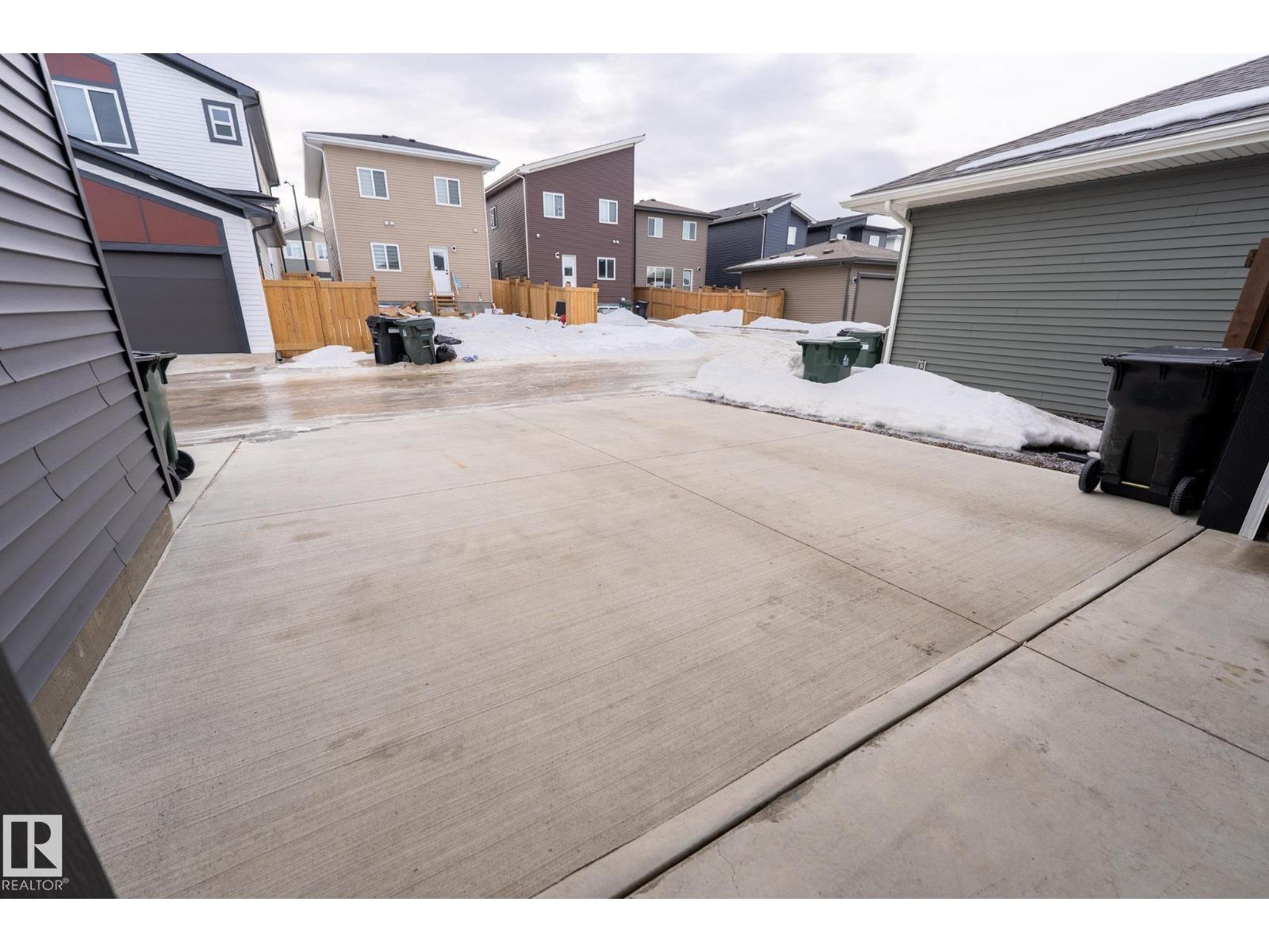 39 FENWYCK BV, Spruce Grove