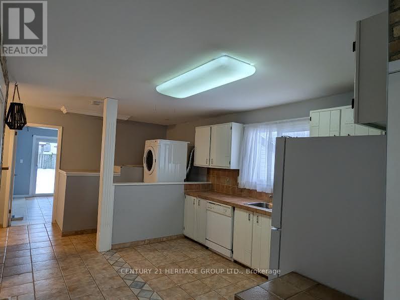 MAIN - 712 VICTORY DRIVE - Photo 4 of 13, Pickering (West Shore), Ontario