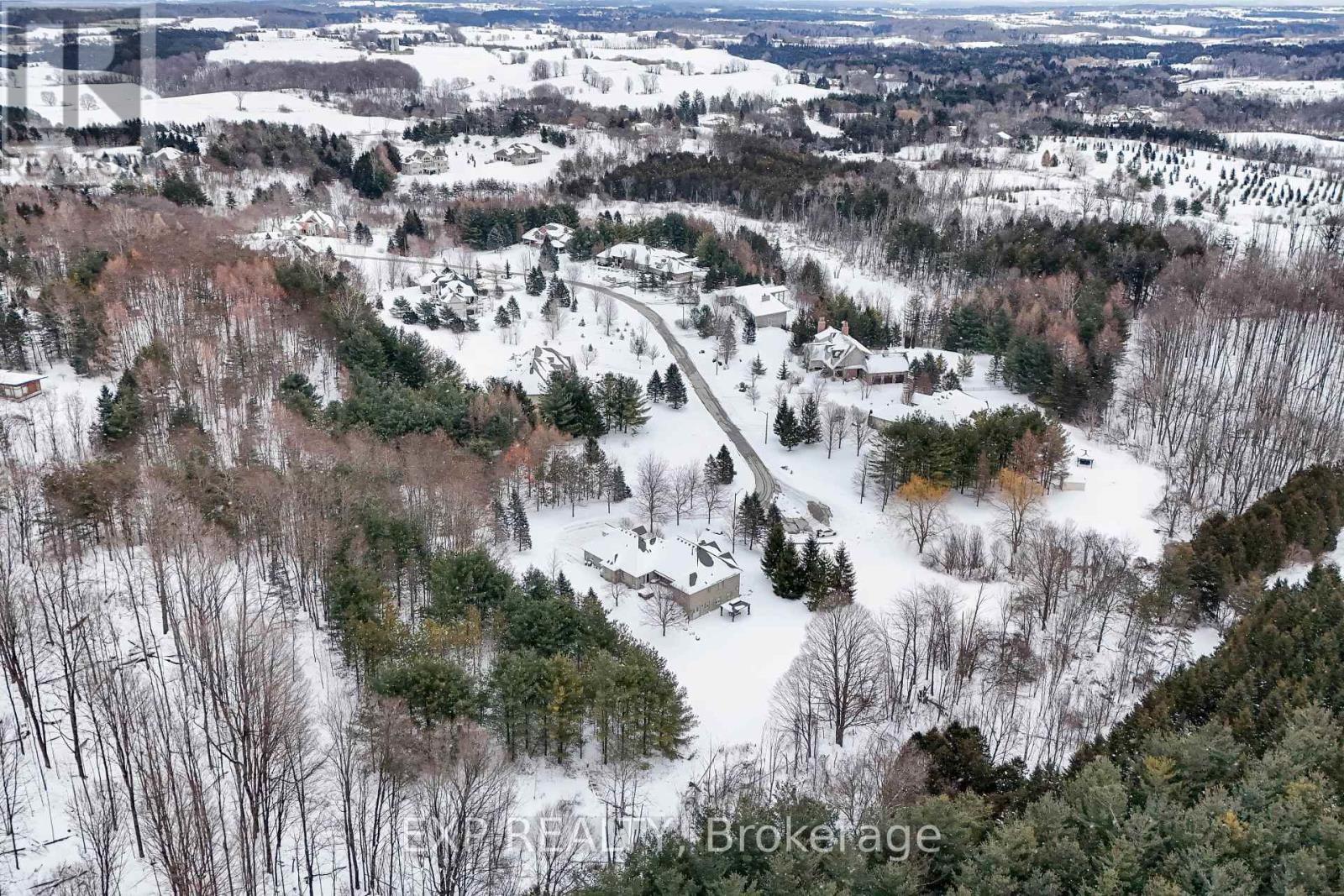 10 VALLEY HILL DRIVE - Photo 4 of 50, Caledon (Palgrave), Ontario