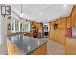 Dining nook - 144 Christie Mountain Lane, Okanagan Falls, BC V0H1R3 Photo 9