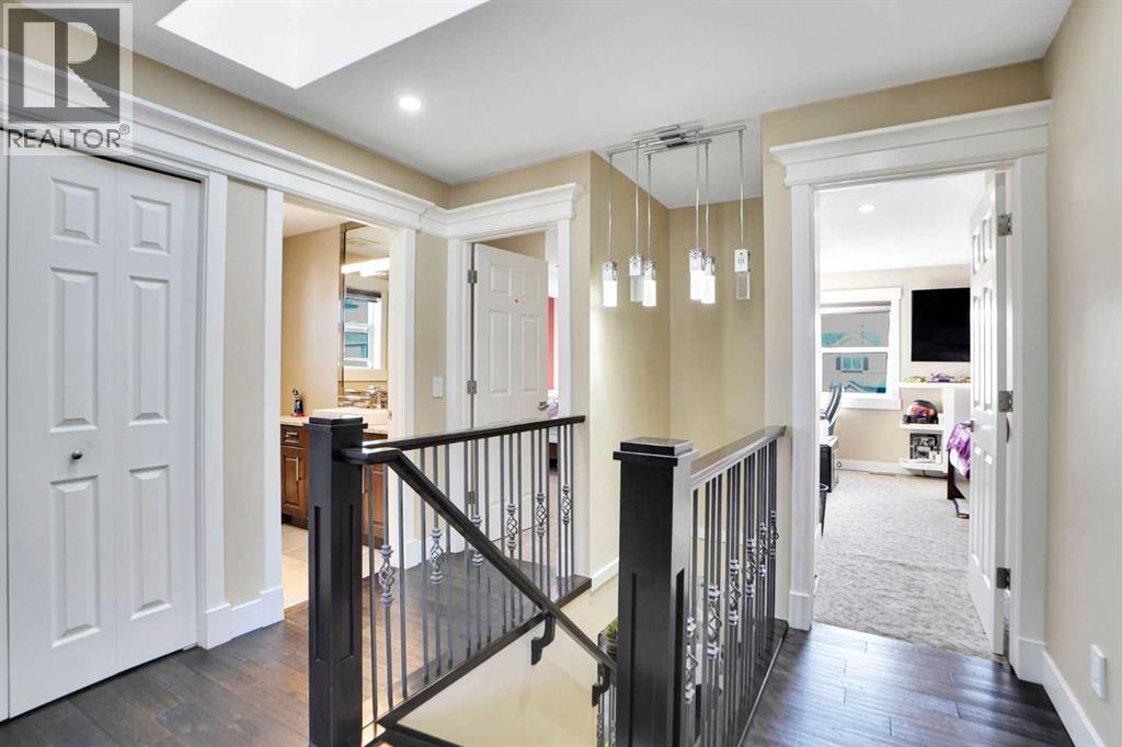 Single Family House for Sale in  Coral Springs Park NE Coral Springs Calgary 