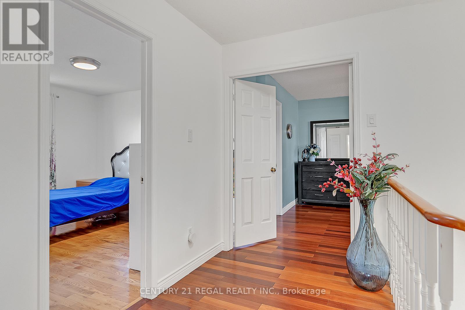 28 UPLAND DRIVE - 23