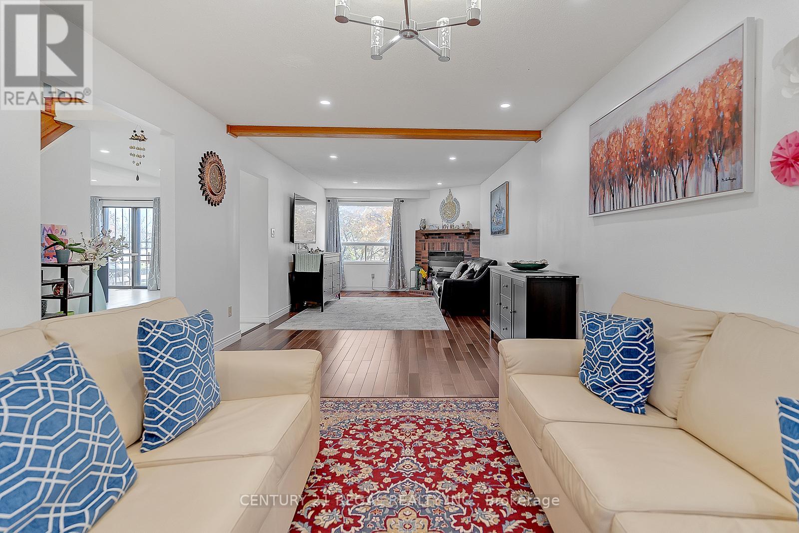 28 UPLAND DRIVE - 10