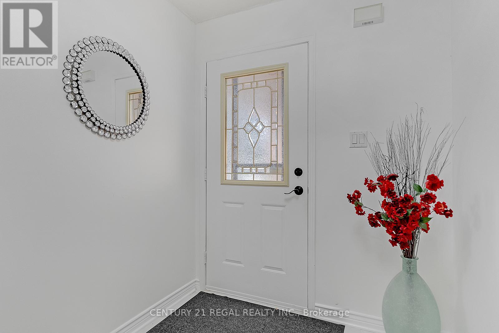 28 UPLAND DRIVE - 5