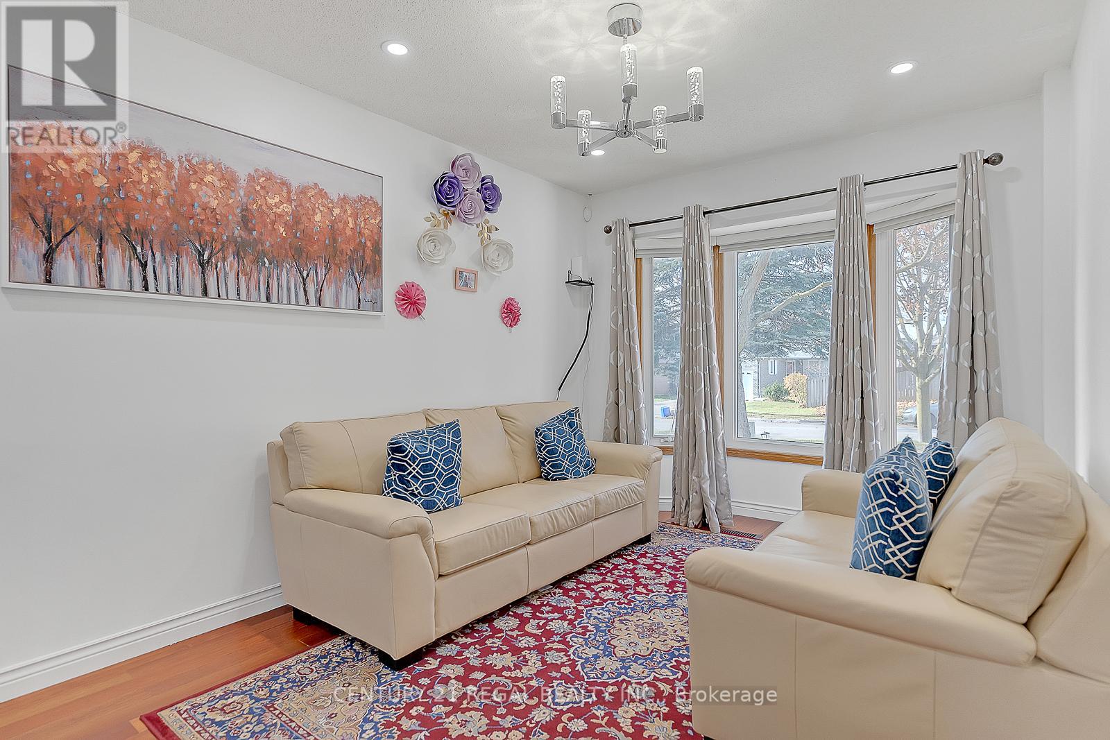 28 UPLAND DRIVE - 8