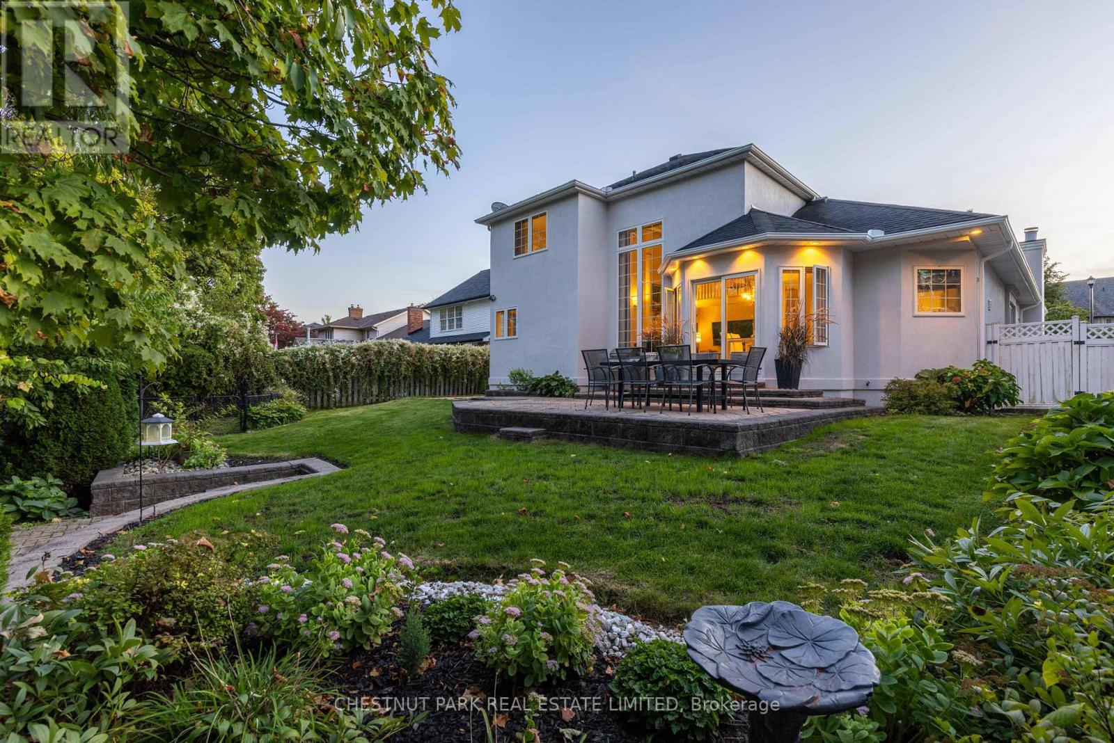 81 FRANCIS CREEK BOULEVARD - Photo 2 of 40, St. Catharines (Grapeview), Ontario