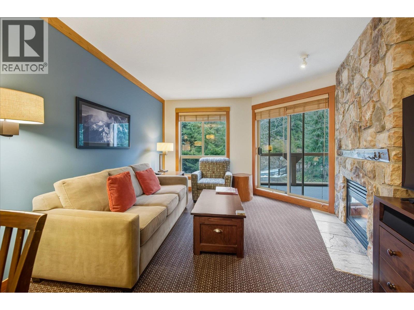 430D 2036 LONDON Lane - photo 2