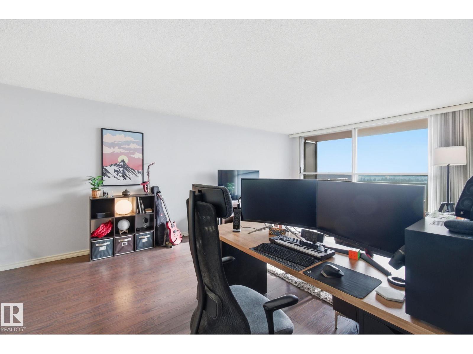 #1312 13910 Stony Plain RD NW, Edmonton