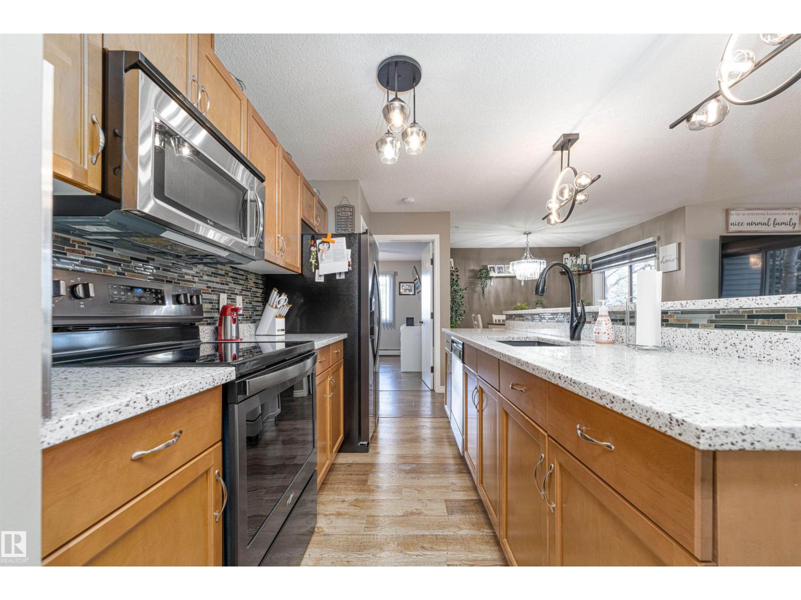 #139 1180 Hyndman RD NW NW, Edmonton