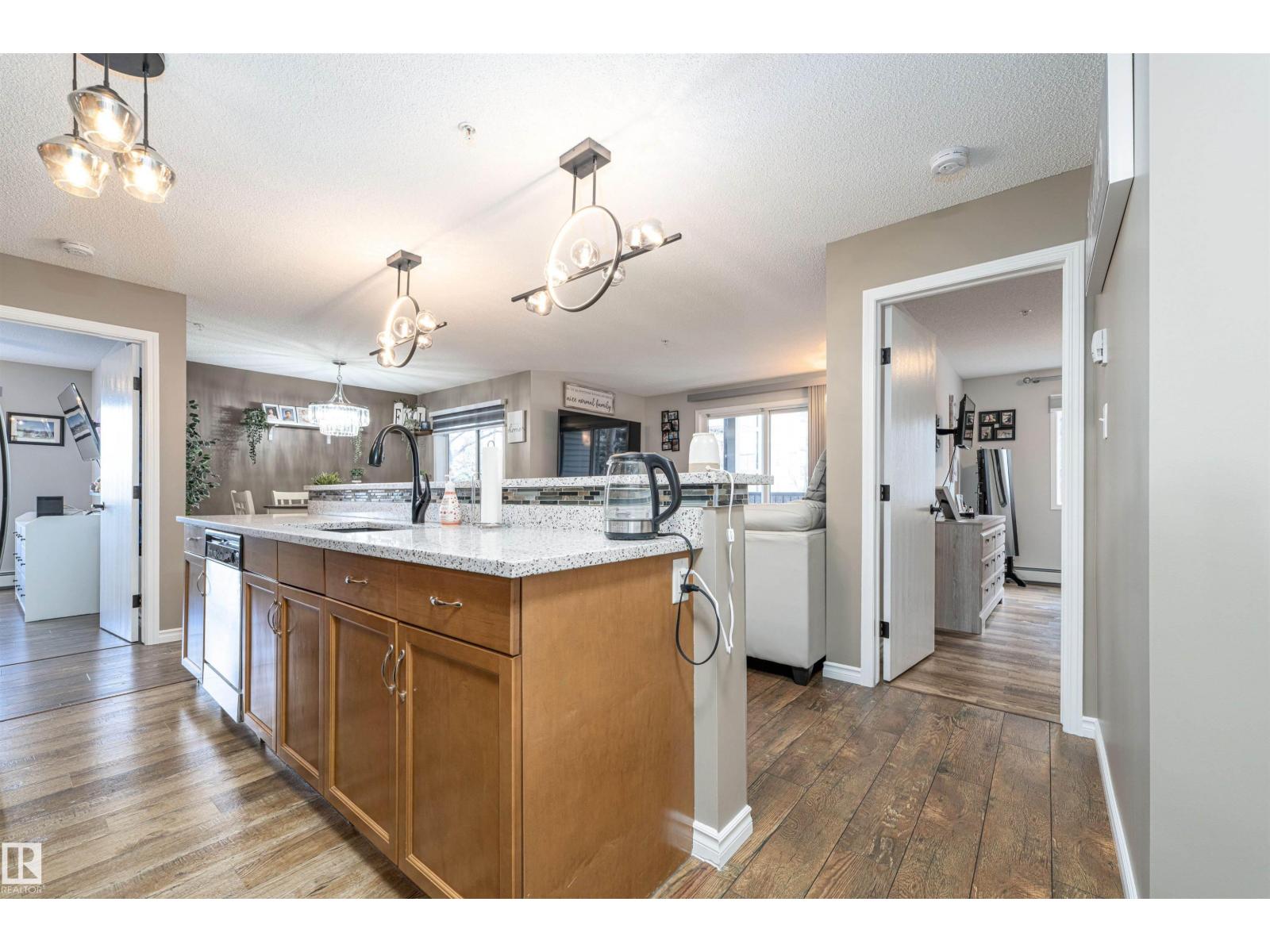 #139 1180 Hyndman RD NW NW, Edmonton