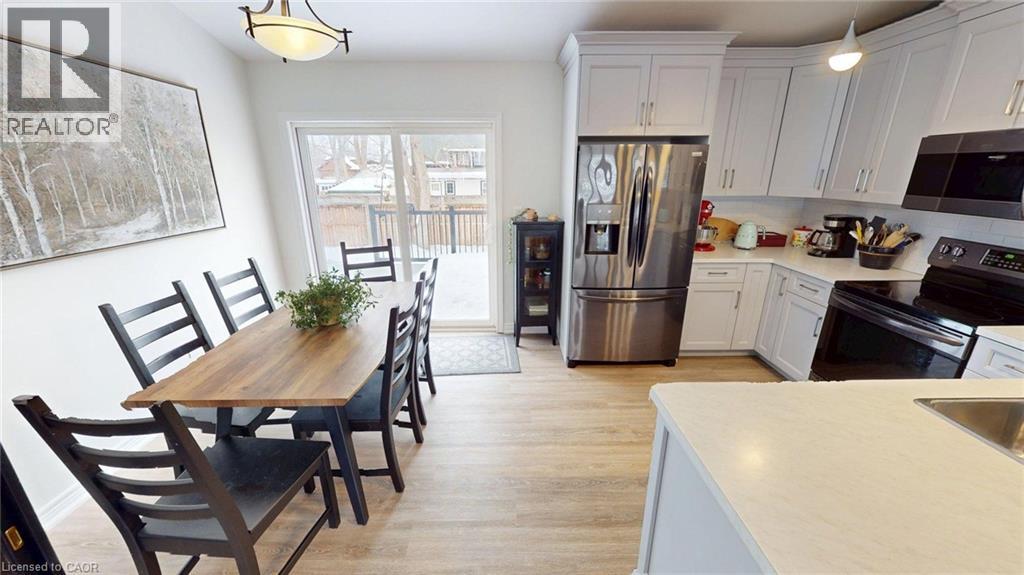 362 LAKESIDE Road - 4