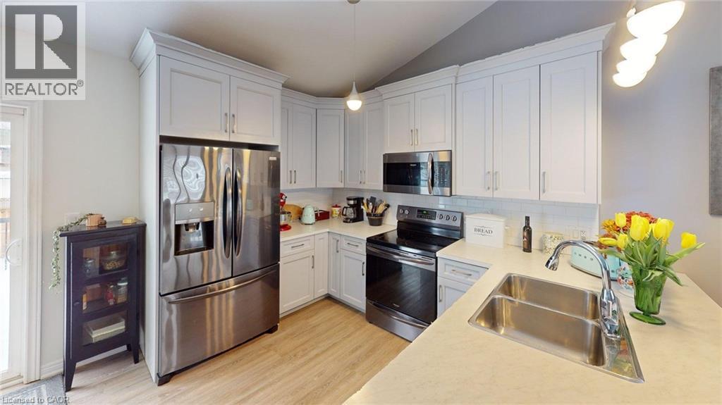 362 LAKESIDE Road - 7