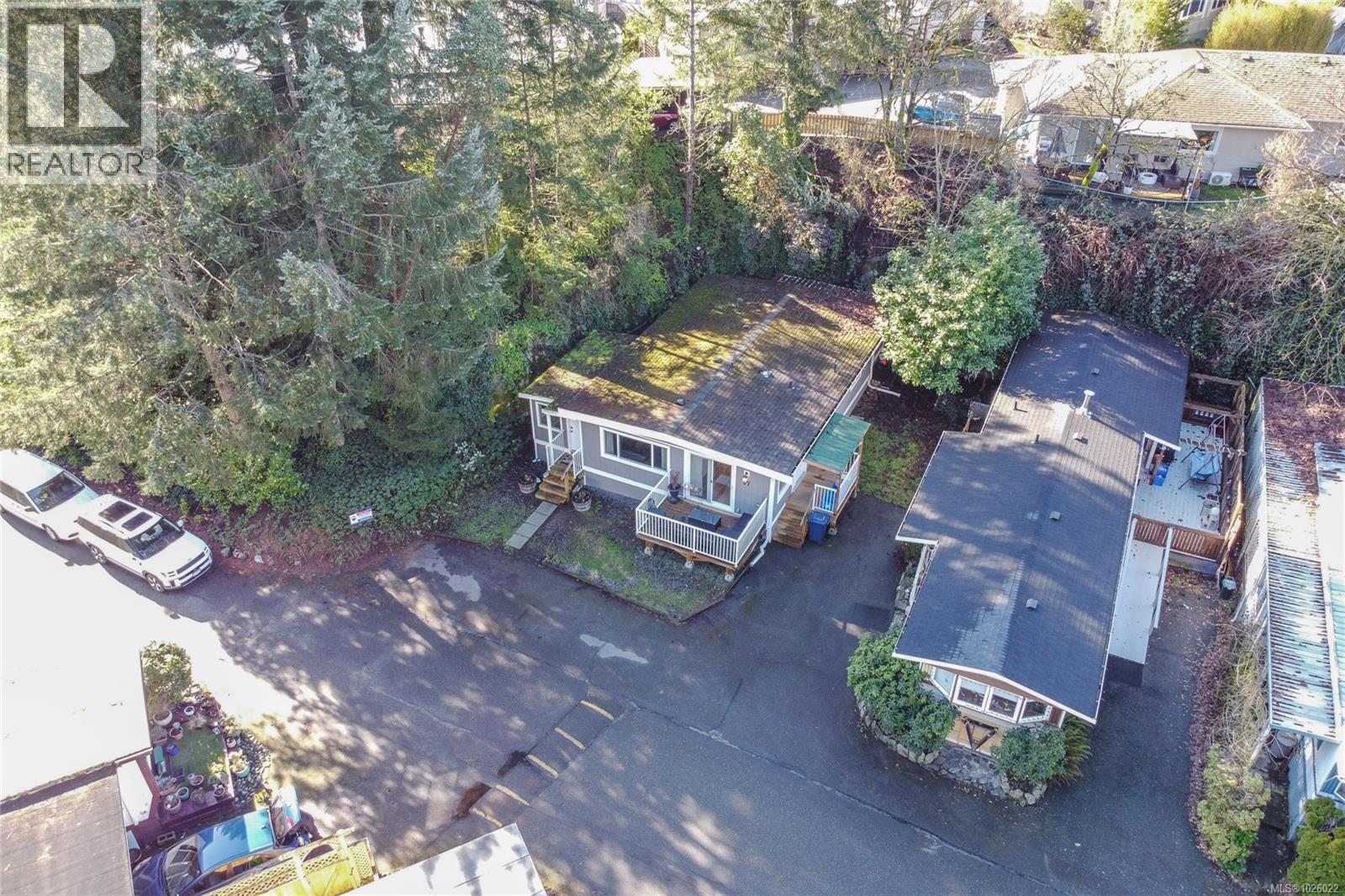 #57 2817 SOOKE LAKE RD - 38