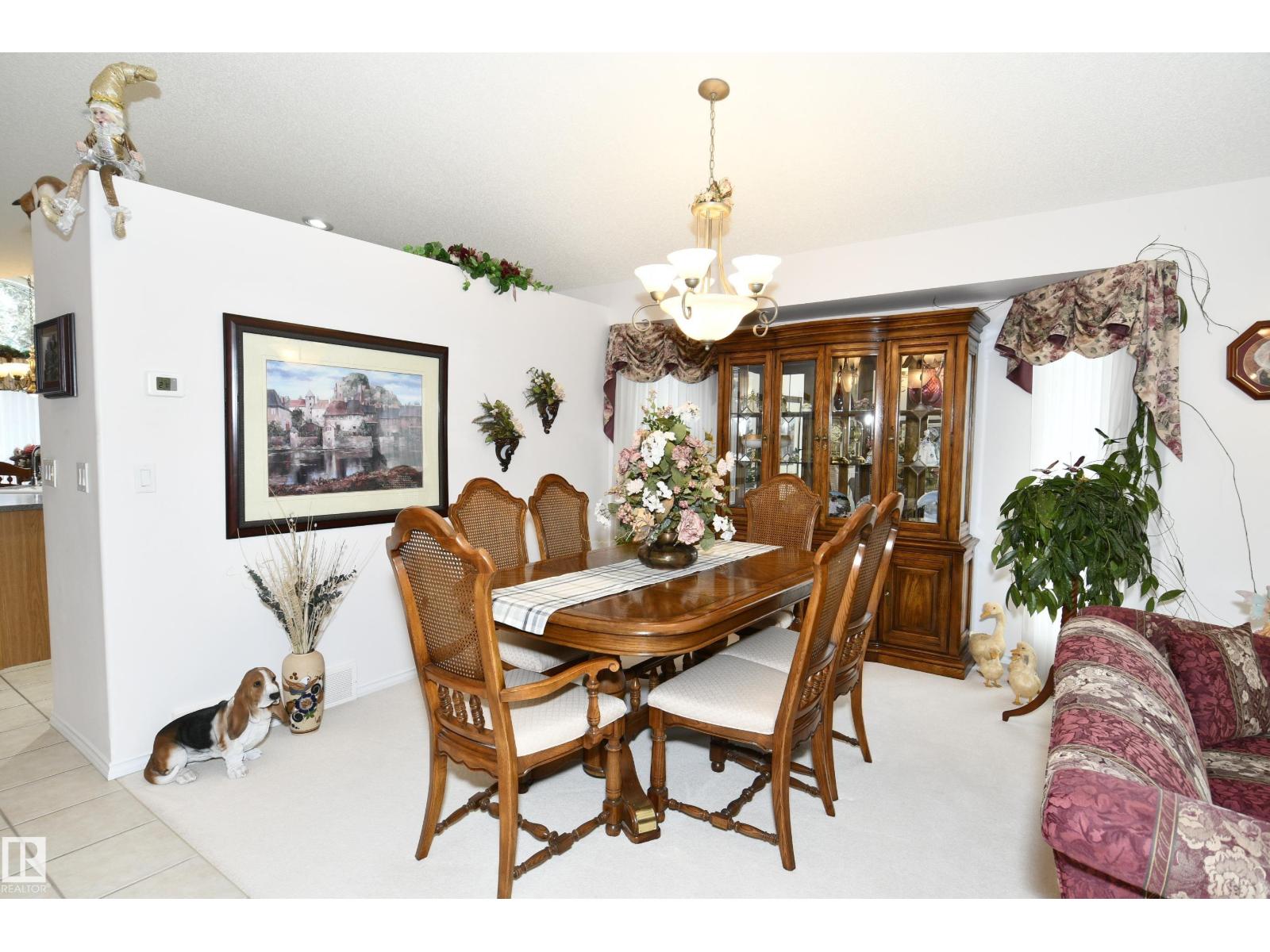 #5 102 BRIDGEPORT CX, Leduc