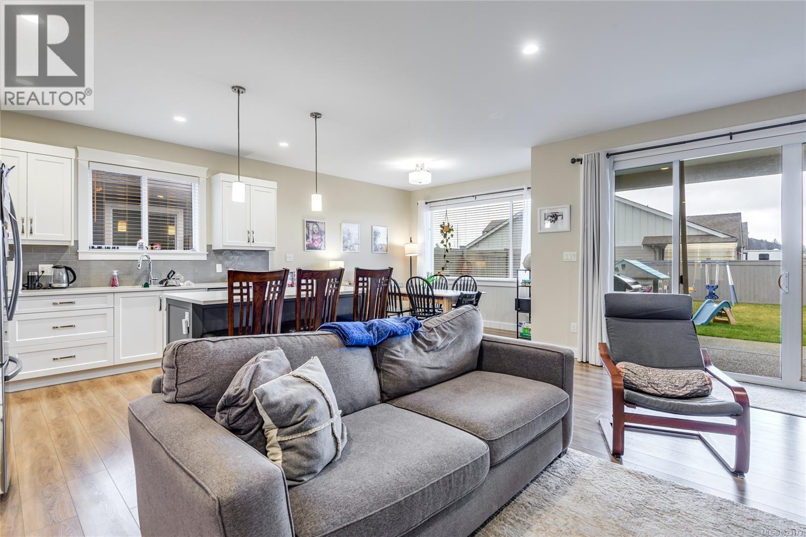 11 2161 Evergreen Rd, Campbell River