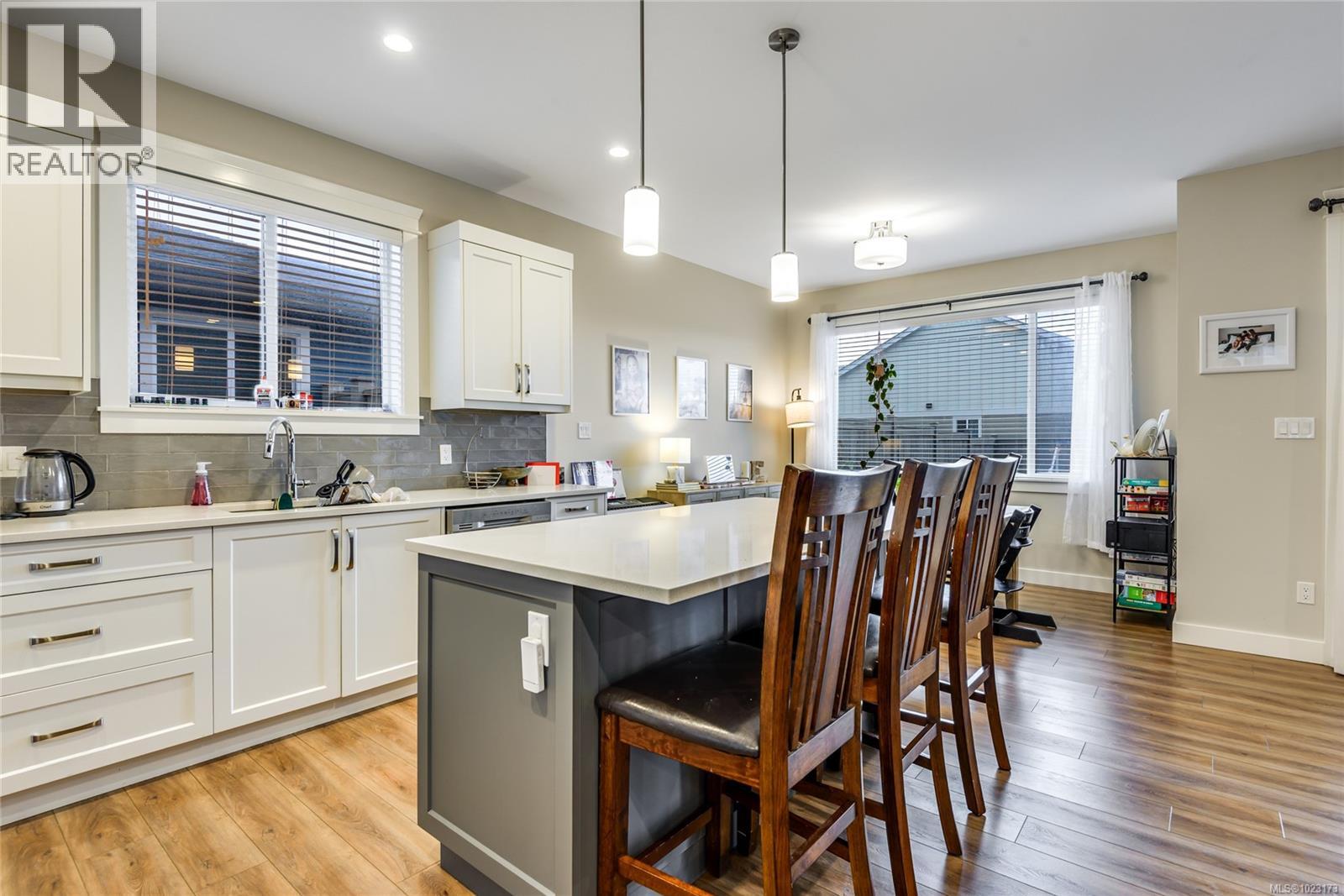 11 2161 Evergreen Rd, Campbell River