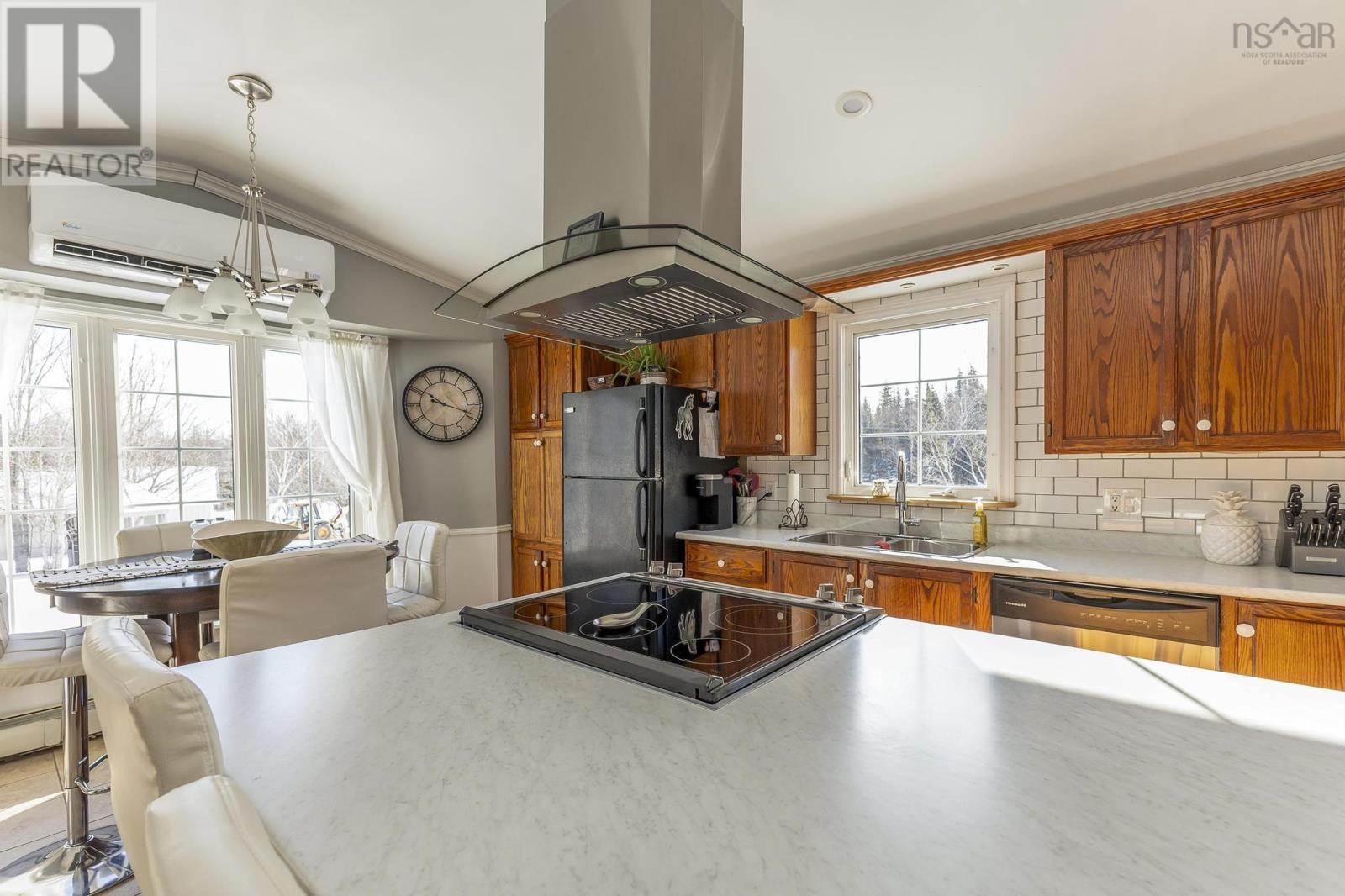 2135 Melrose Country Harbour Road - 14