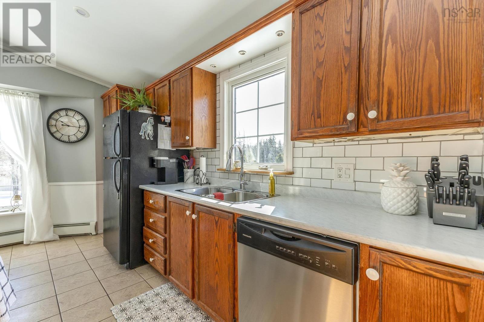 2135 Melrose Country Harbour Road - 9