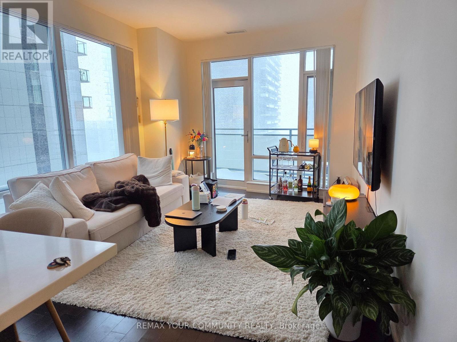 #2302 21 WIDMER STREET - 4