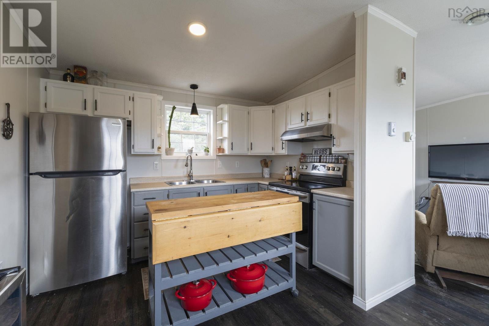 Property 26 of 33 of 29 Fisher Road