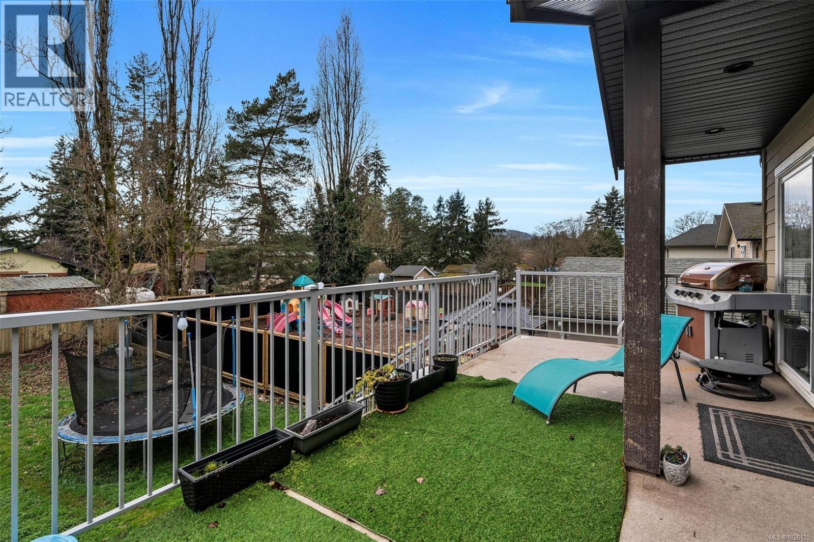951 Bray Ave - 21