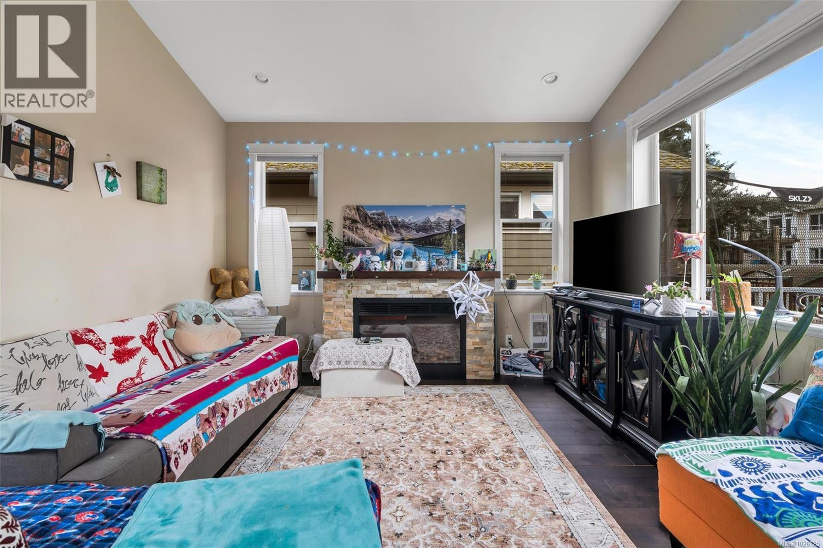 951 Bray Ave - 3