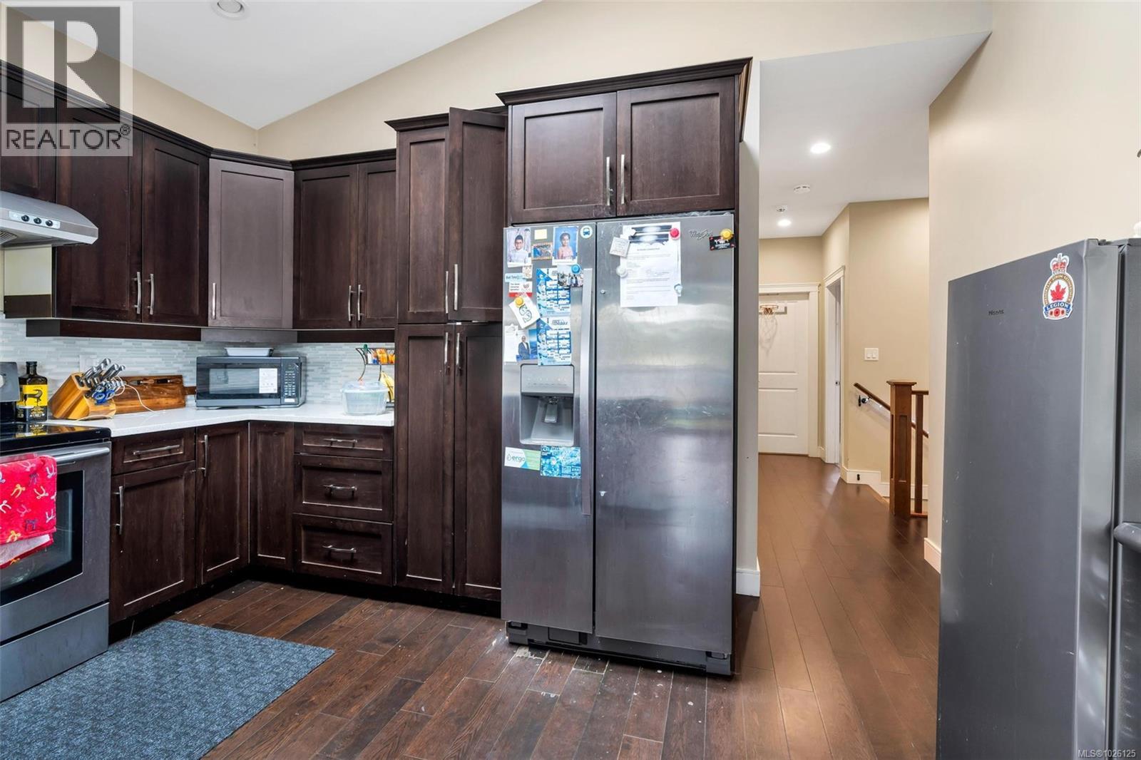951 Bray Ave - 8