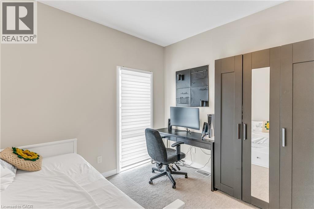#82 261 WOODBINE AVENUE - 29