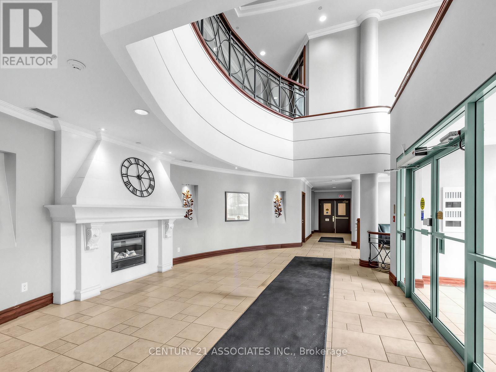 408 - 2585 ERIN CENTRE BOULEVARD - Photo 3 of 26, Mississauga (Central Erin Mills), Ontario