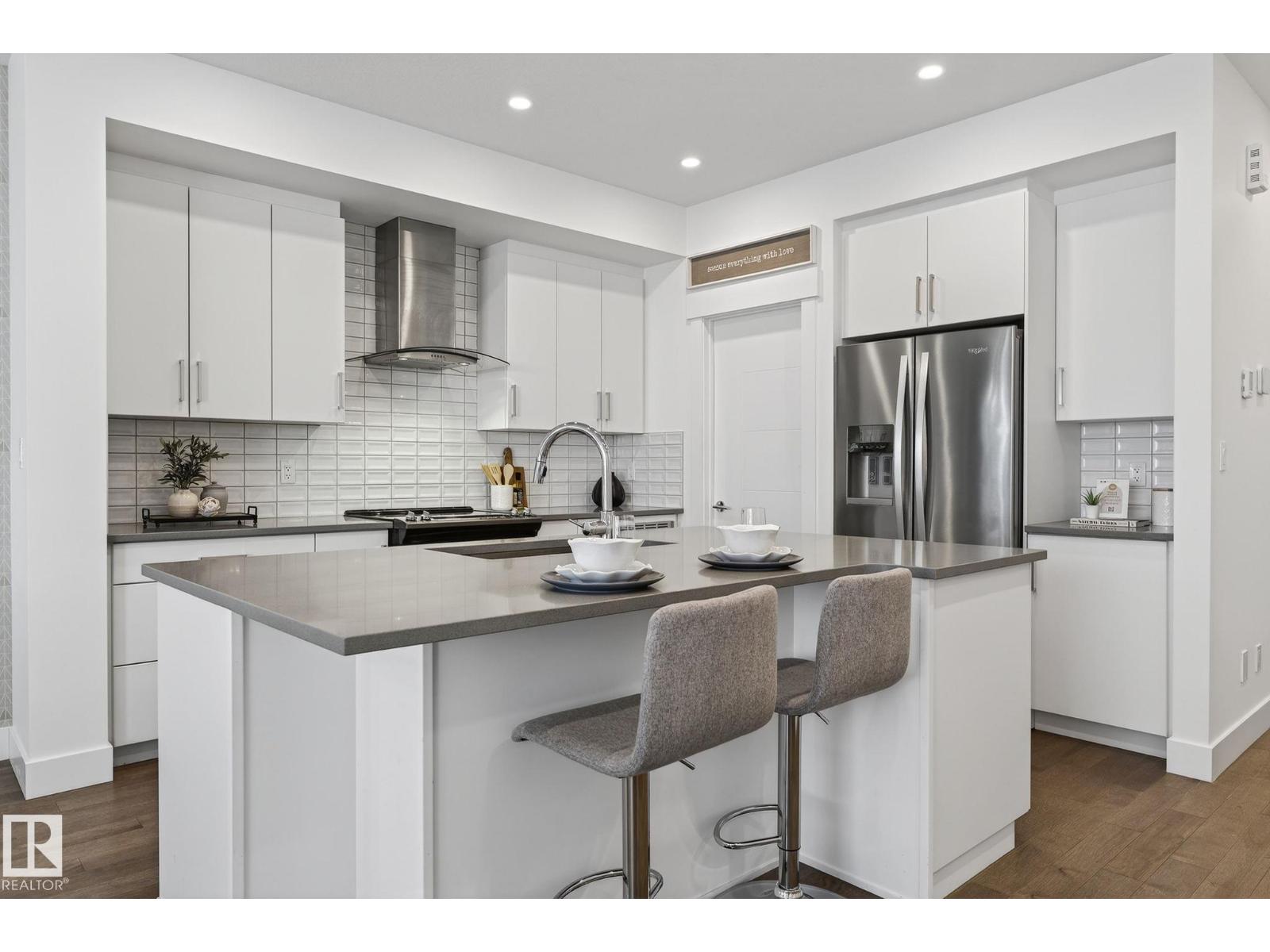 1096 SECORD PROMENADE NW, Edmonton