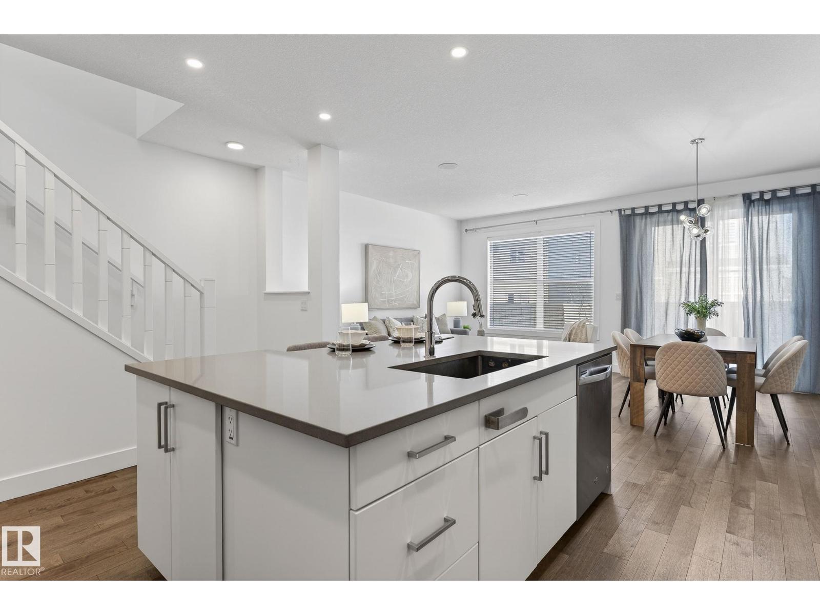 1096 SECORD PROMENADE NW, Edmonton