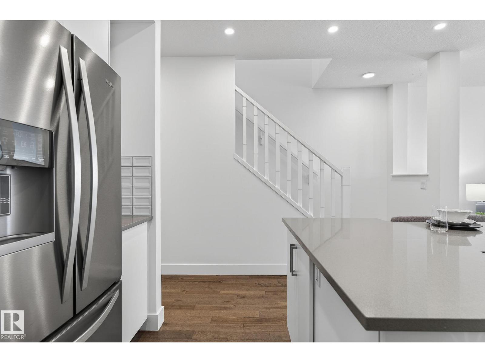 1096 SECORD PROMENADE NW, Edmonton