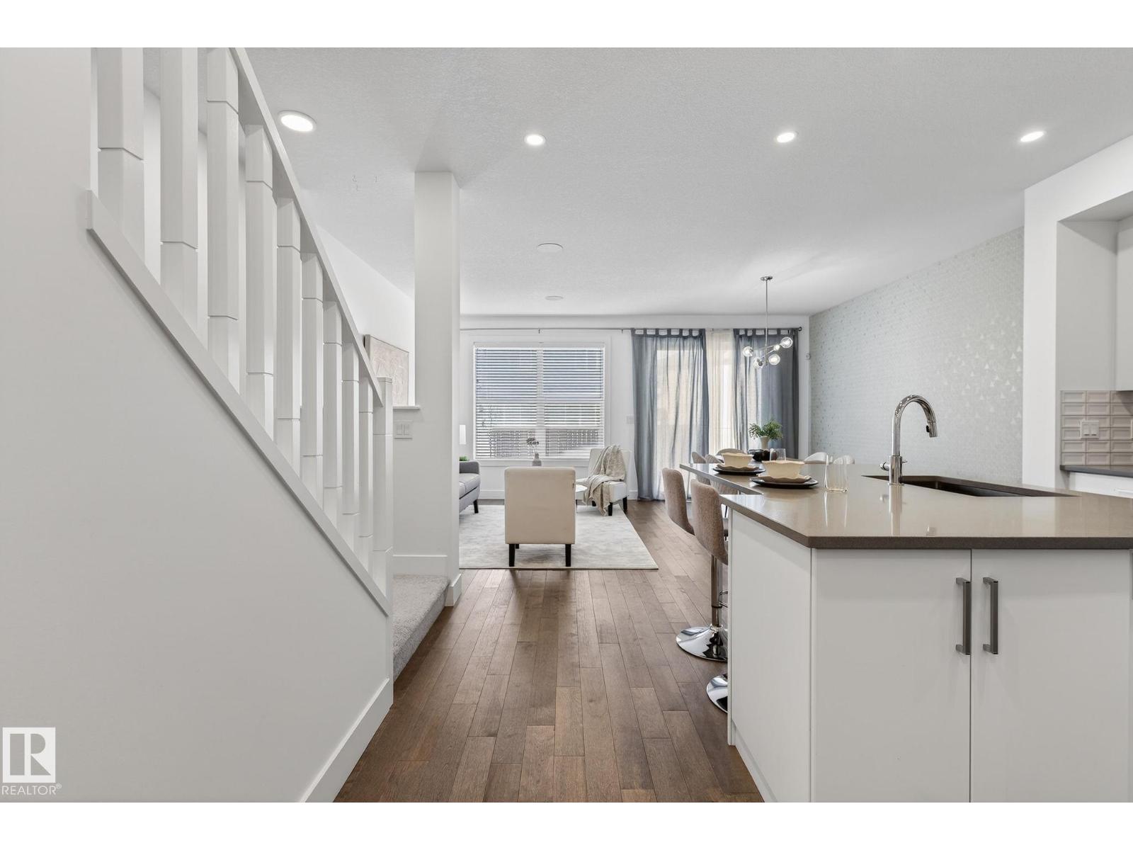 1096 SECORD PROMENADE NW, Edmonton