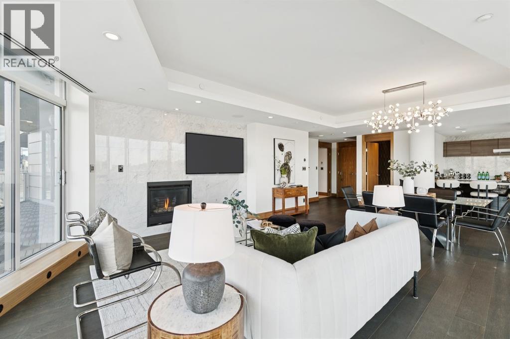 Single Family House for Sale in    Avenue SW Eau Claire Calgary 