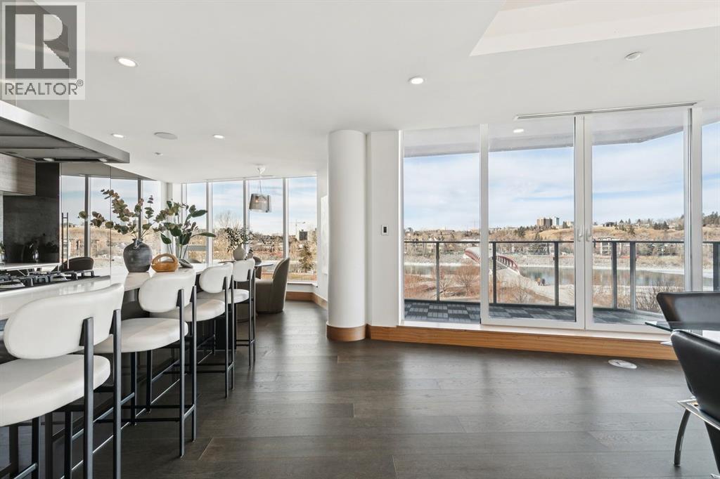 Single Family House for Sale in    Avenue SW Eau Claire Calgary 