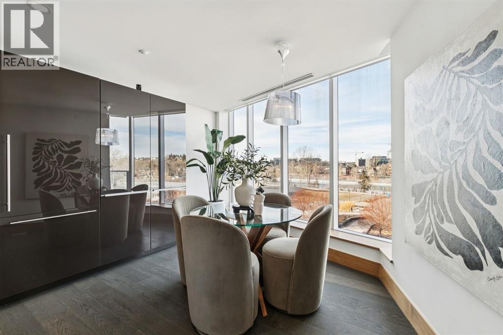 Single Family House for Sale in    Avenue SW Eau Claire Calgary 