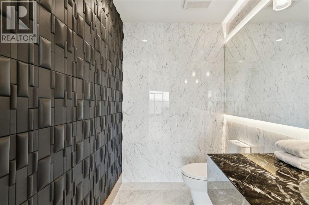 Single Family House for Sale in    Avenue SW Eau Claire Calgary 