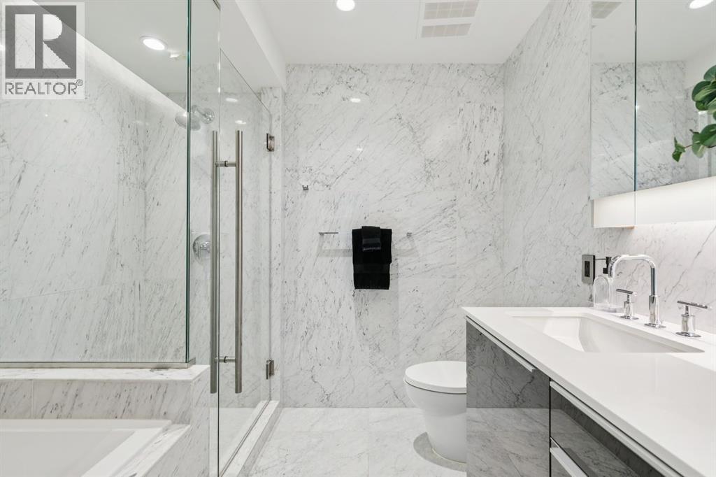 Single Family House for Sale in    Avenue SW Eau Claire Calgary 