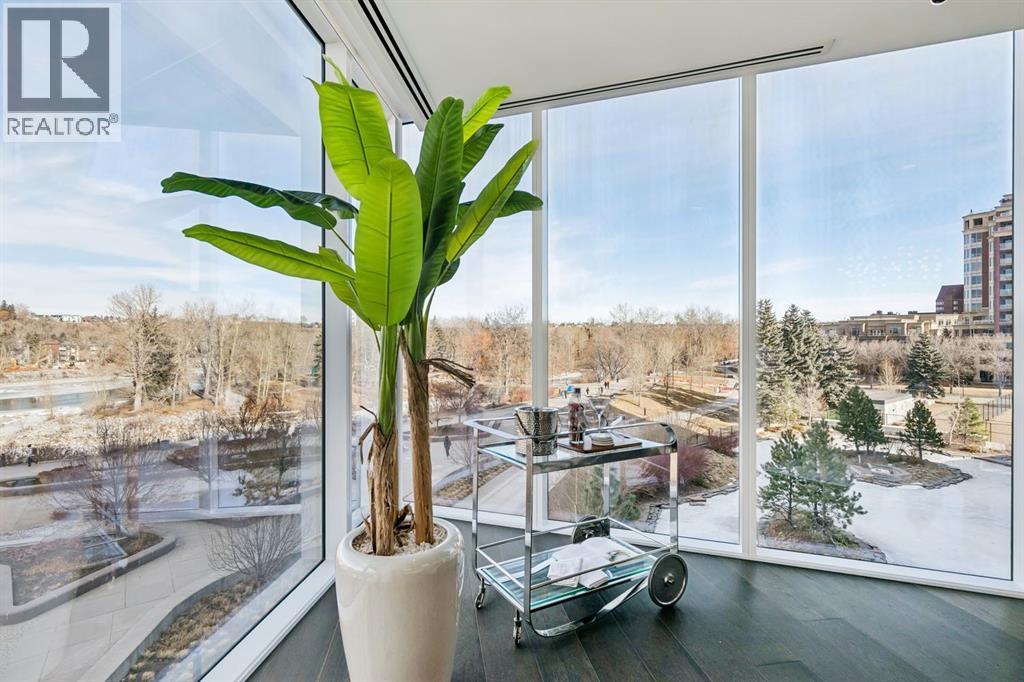 Single Family House for Sale in    Avenue SW Eau Claire Calgary 