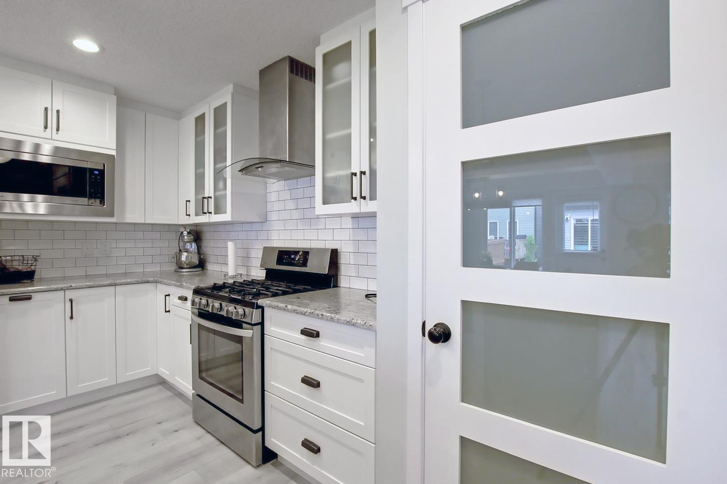 19633 26a av NW, Edmonton