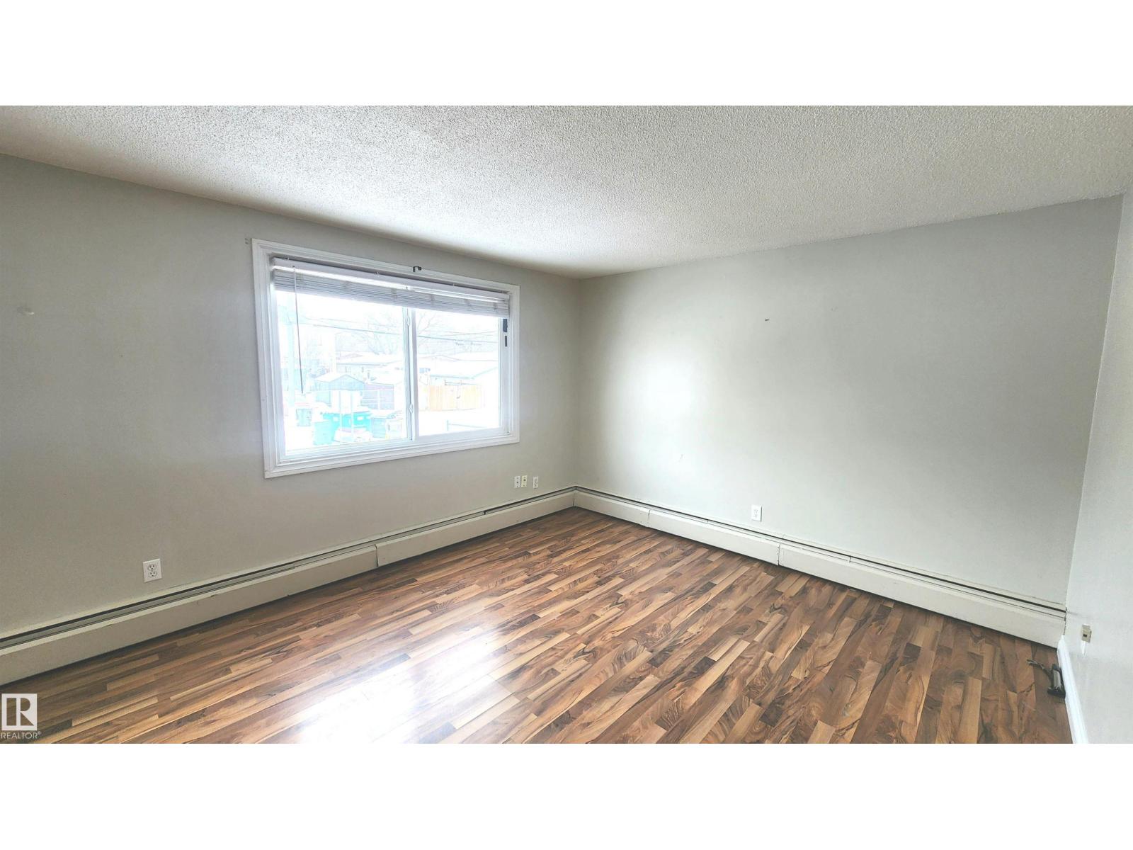 #203 12223 82 ST NW, Edmonton