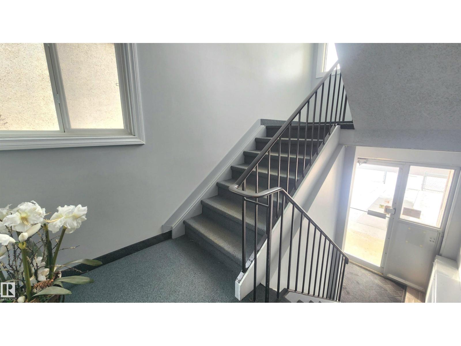 #203 12223 82 ST NW, Edmonton