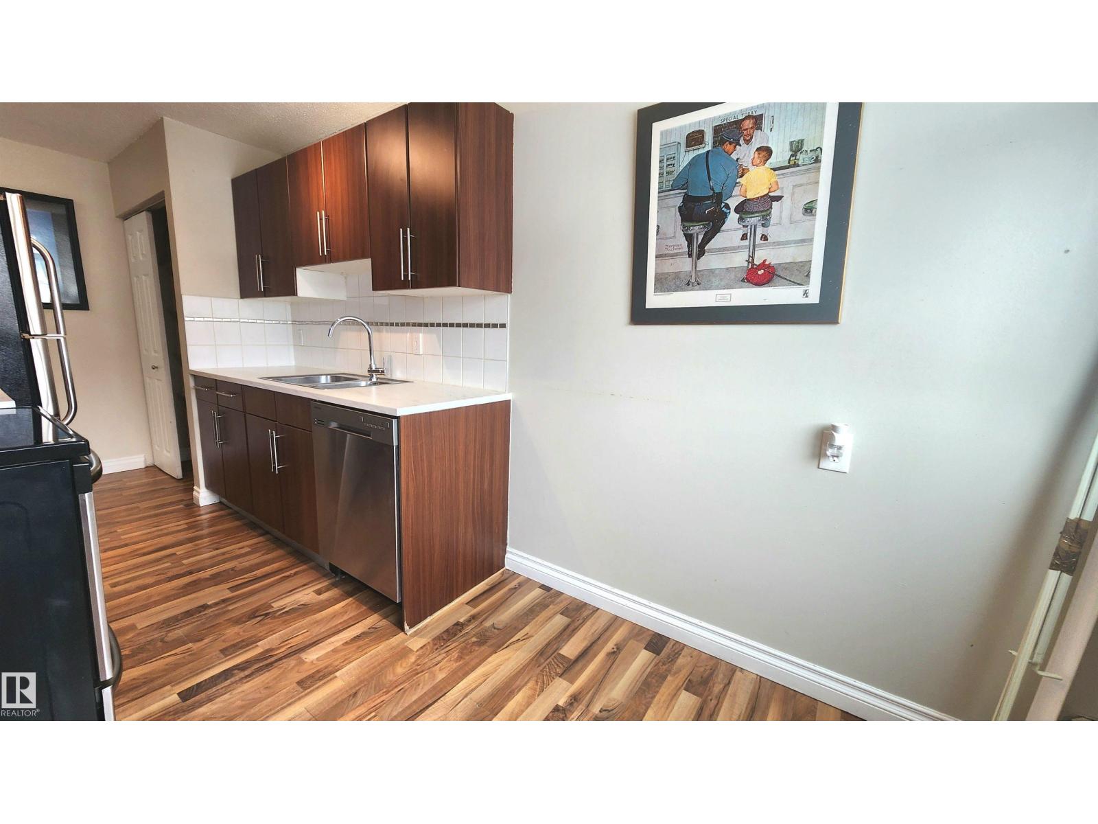 #203 12223 82 ST NW, Edmonton